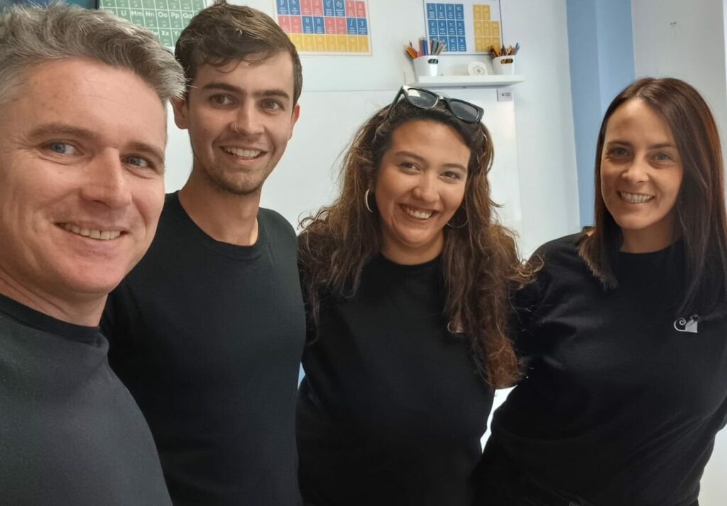 Cursos de inglés con profesor nativo equipo de profesores nativos de ingles e1725617057860