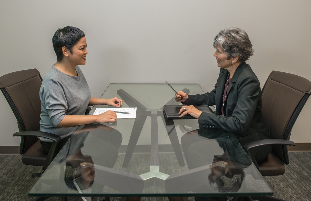 Cursos de inglés con profesor nativo job interview1 1