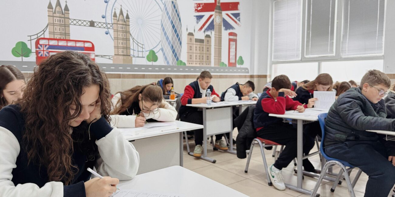 Cursos de inglés con profesor nativo cover 90s